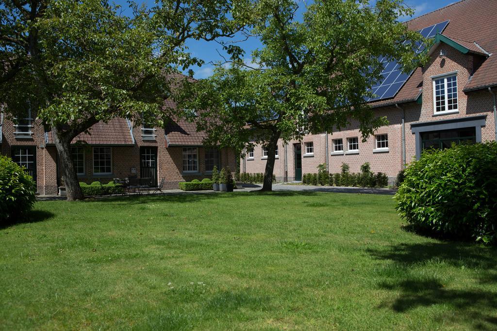 Hotel B - Boskapelhoeve Buggenhout Exterior foto